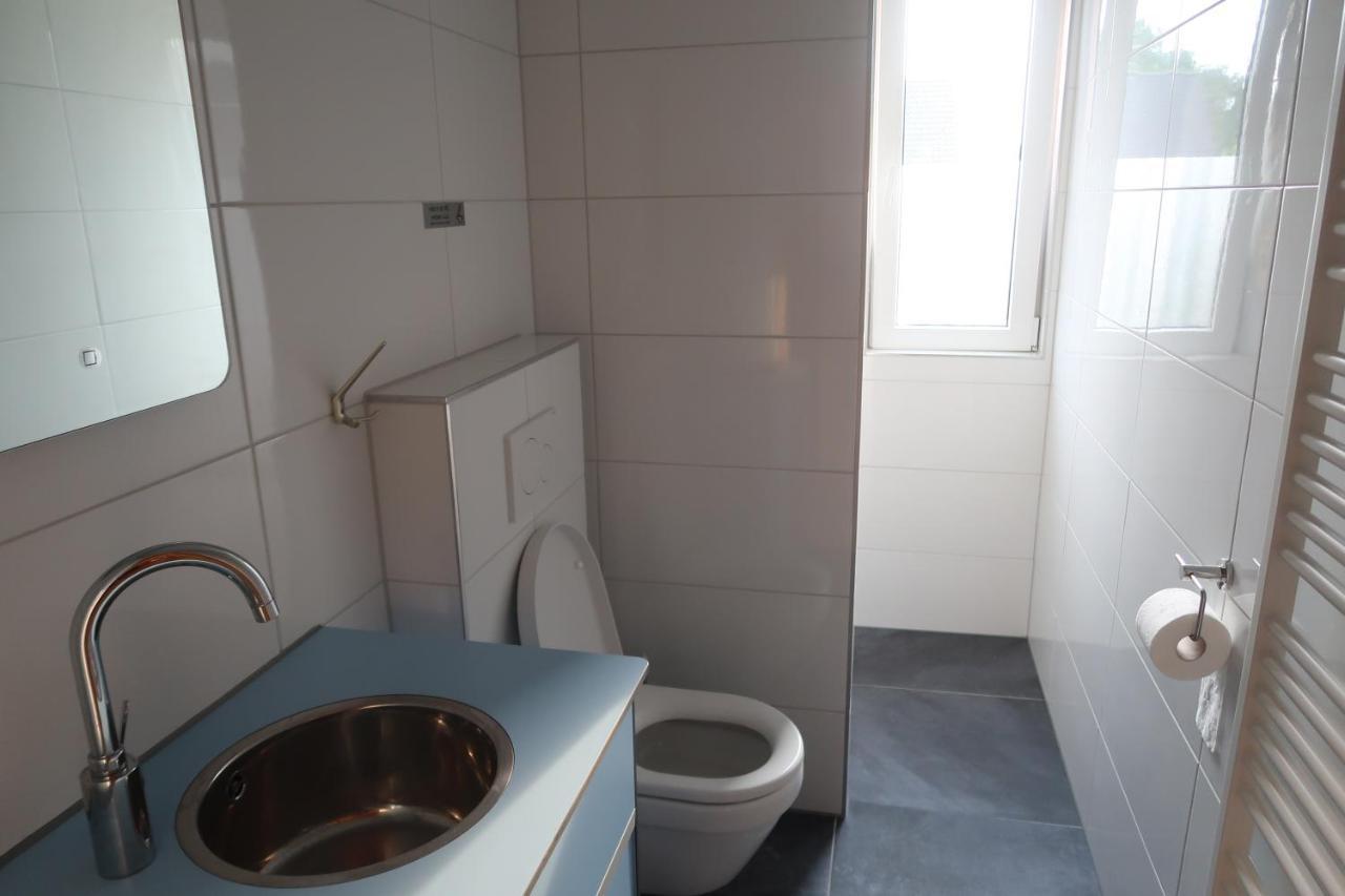 Familiehuis Klokkenweide Villa Loon op Zand Esterno foto
